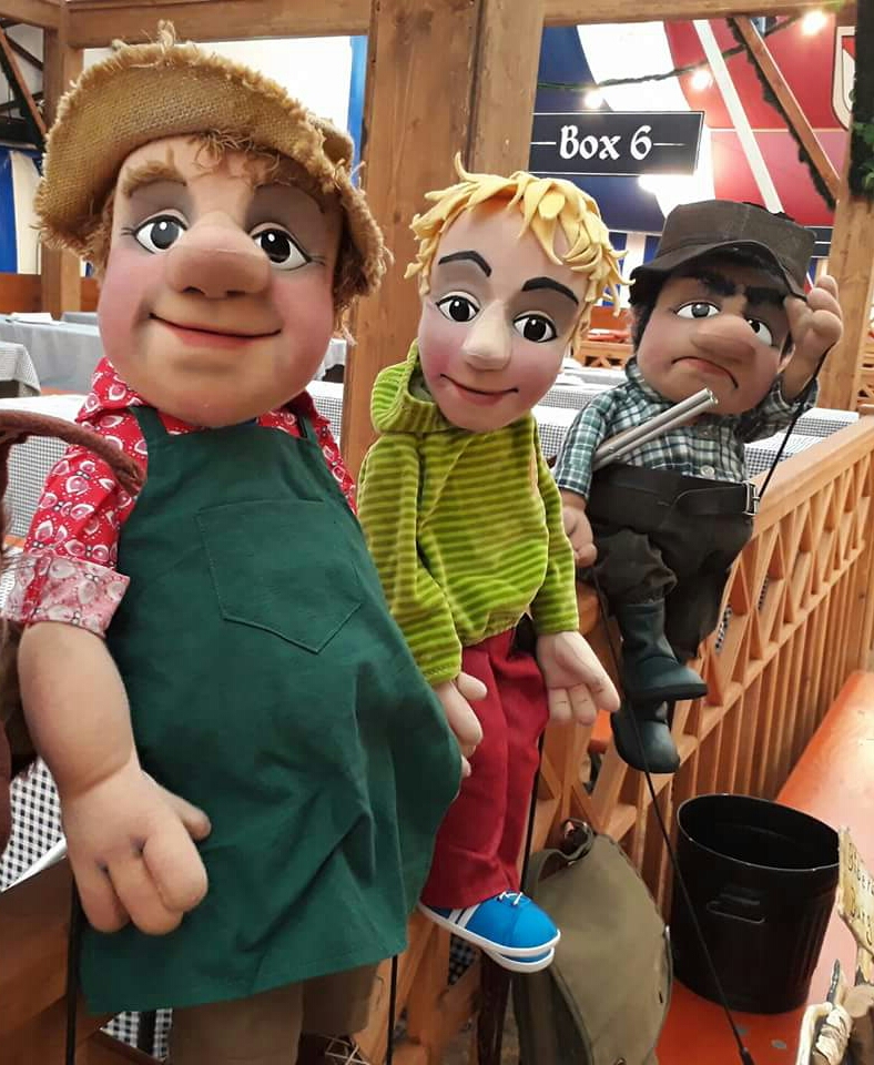 Paschulke , Fritz und Keks als Marionetten